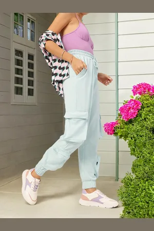 DressBerry Women Utility Vibes Cargo Style Joggers