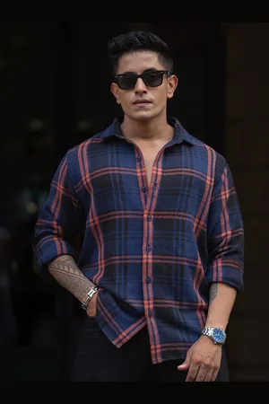 Powerlook Men Spread Collar Tartan Checked Casual Shirt