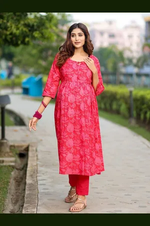 Aujjessa Floral Printed Pure Cotton Maternity Anarkali Kurta