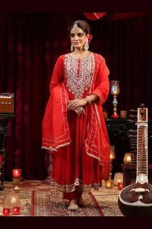 SCAKHI Floral Yoke Design Embroidered Gotta Patti Anarkali Kurta with Trousers & Dupatta