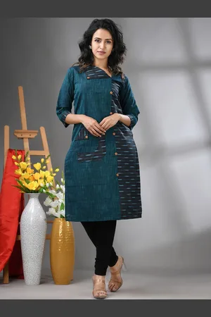 Charukriti Women Printed Flared Sleeves Kurta