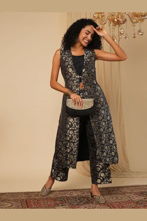 Globus Woven Design Notch Lapel Sleeveless Brocade Inner Crop Top & Trouser With Jacket