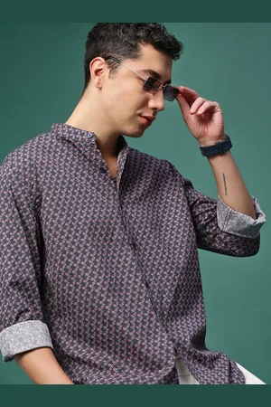 SHOWOFF Men Standard Slim Fit Opaque Printed Casual Shirt