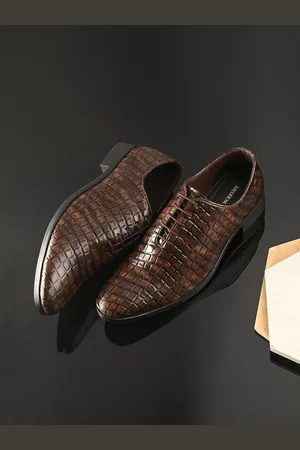 Killer Men Textured Formal Oxfords