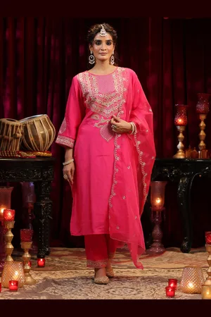 SCAKHI Ethnic Motifs Yoke Design Dupion Silk Kurta With Trousers & Dupatta