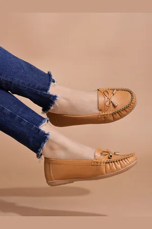 Shoetopia Women Loafers