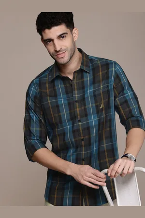 Nautica Men Smart Tartan Checked Pure Cotton Casual Shirt