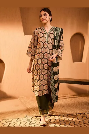 Bani Women Geometric Printed Kurta with Palazzos & Dupatta
