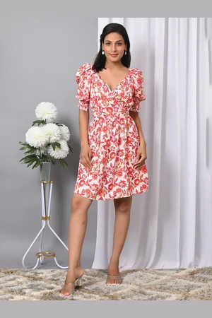 IQRAAR Women Floral Print Flutter Sleeve Fit & Flare Dress