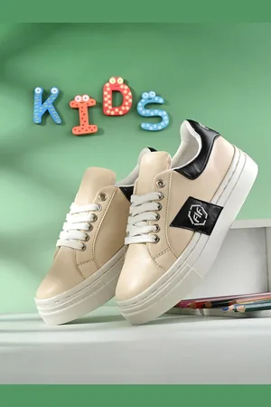 FRESH 1947 FEET Kids Round Toe Sneakers