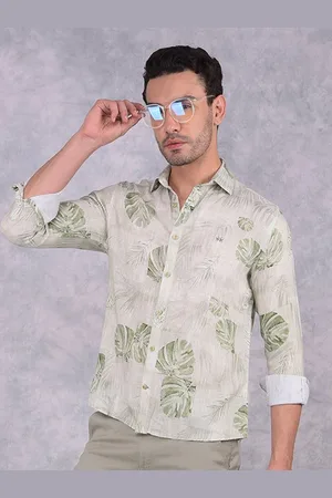 Crimsoune Club Men Smart Spread Collar Floral Printed Cotton Slim Fit Casual Shirt