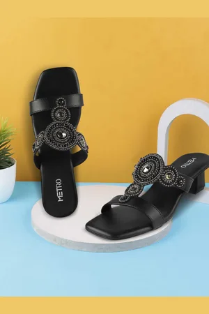 Metro Women Ethnic T-Strap Flats
