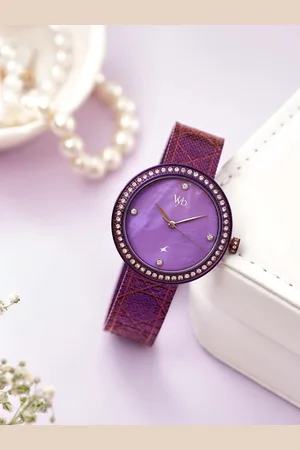 Fastrack Women Vyb Eclipse Dial & Bracelet Style Straps Analogue Watch FV60056QM01W