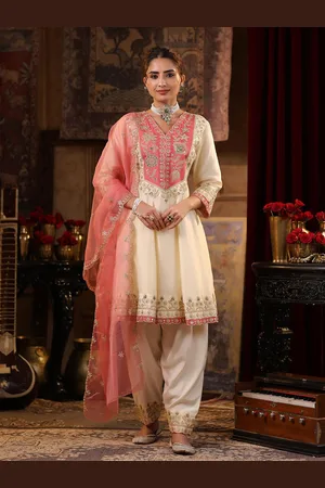 SCAKHI Floral Embroidered Regular Thread Work Dupion Silk Kurta With Salwar & Dupatta