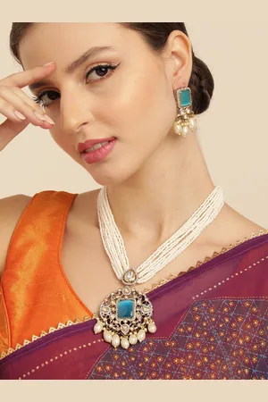 House of Pataudi White AD Stud Silver Tone Charming Beads Premium Necklace Set
