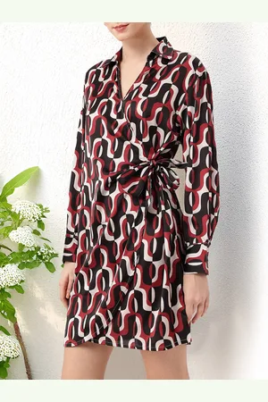 DressBerry Optical Jazz Sleek Chic Wrap Style Dress