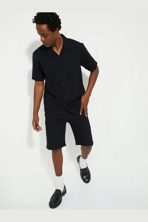 Max Collection URB_N Men Regular Fit Textured Resort Shirt