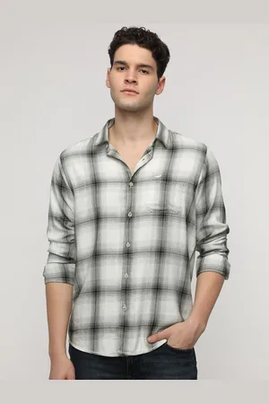 Crocodile Men Comfort Spread Collar Checked Cotton Casual Shirt
