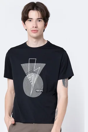 Red Tape Men Black Graphic Print Activewear T-Shirt