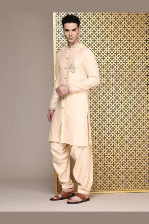 House of Pataudi Zari Embroidered Jashn Kurta with Salwar