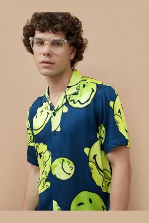 Smileyworld Men Cuban Collar Graphic Printed Casual Shirt