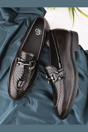 House of Pataudi Men Textured Slip-On Formal Loafers