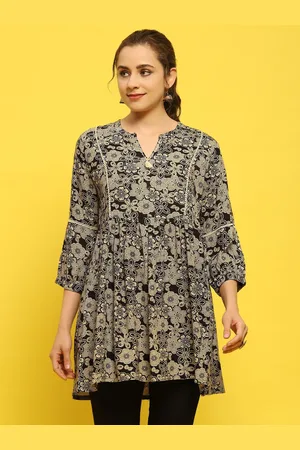 Shree Women Mandarin Collar Printed Tunic