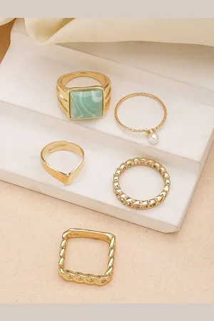karatcart 5Pcs Gold-Plated Intricate Finger Rings