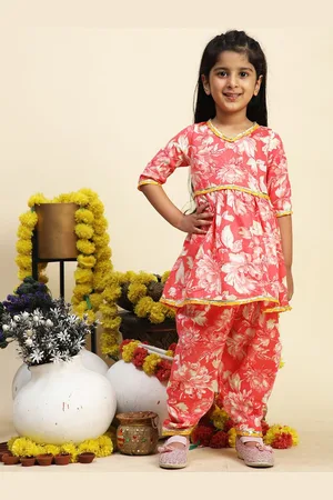Cutiekins Girls Floral Printed Regular Kurta with Dhoti Pants