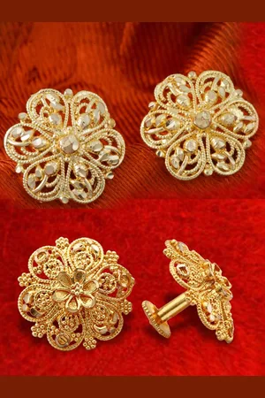 DIVASTRI Set Of 2 Gold Plated Classic Studs