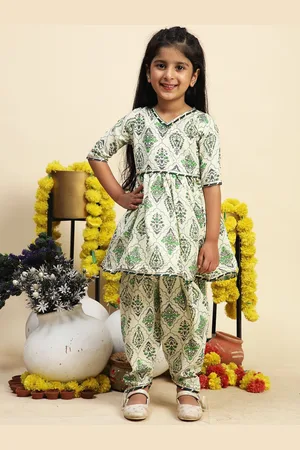 Cutiekins Girls Ethnic Motifs Printed Regular Gotta Patti Kurta with Dhoti Pants