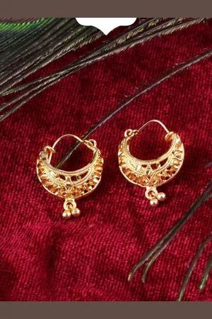 DIVASTRI Set Of 2 Gold-Plated Stone Studded Circular Hoop Earrings