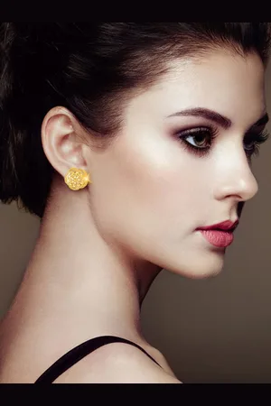 DIVASTRI Set Of 4 Gold-Plated Circular Stones Studded Studs