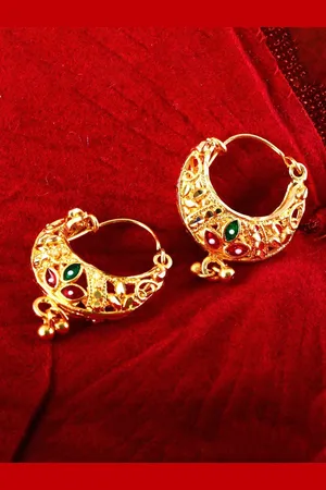 DIVASTRI Set Of 2 Gold-Plated Circular Stone Studded Hoop Earrings