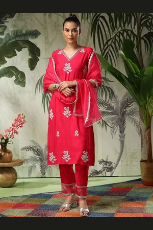 Bani Women Floral Embroidered Straight Kurta with Trousers & Dupatta