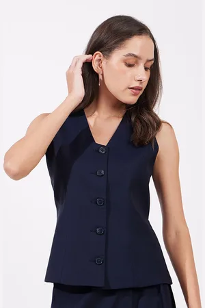 FableStreet Women Solid V-Neck Top
