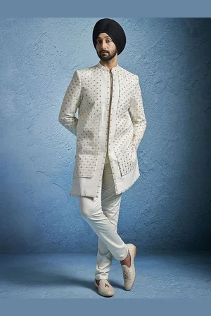 Vastramay Men Embroidered Slim-Fit Sherwani Set
