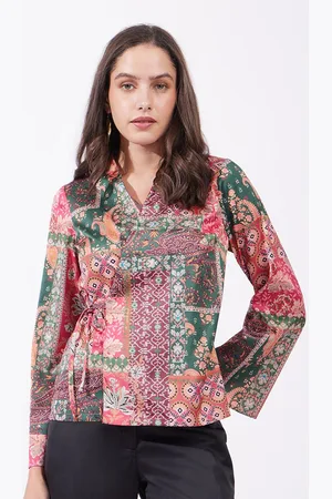FableStreet Women Floral Printed V-Neck Top