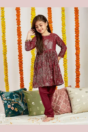 Vastramay Girls Embroidered Regular Sequinned Kurti with Churidar