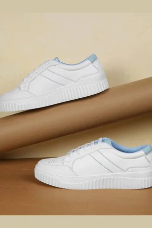 Metro Women Sneakers