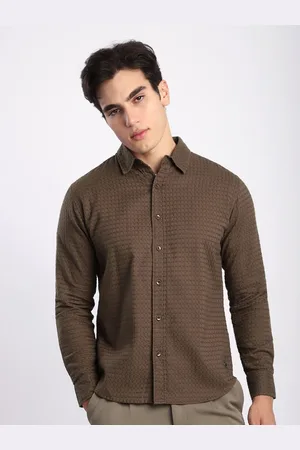 Beyoung Men Cuban Collar Textured Cotton Casual Shirt