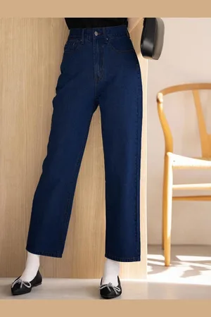 KOTTY Women Blue Jean Straight Fit High-Rise Clean Look Stretchable Jeans
