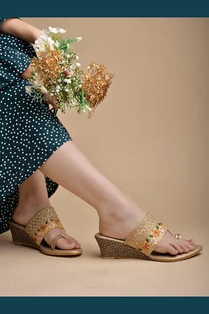 Shoetopia Women Gold-Toned Woven Design Sandals