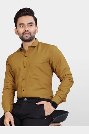 Metronaut Men India Slim Spread Collar Solid Slim Fit Casual Shirt