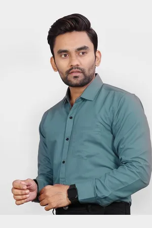 Metronaut Men India Slim Spread Collar Solid Slim Fit Casual Shirt