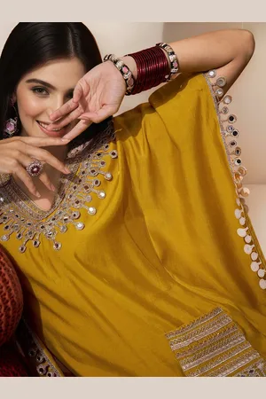 Ishin Women Embellished Tunic With Trousers Co-Ords