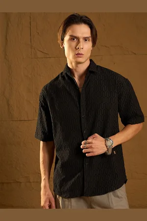 DENNISON Men Relaxed Spread Collar Textured Oversized Casual Shirt