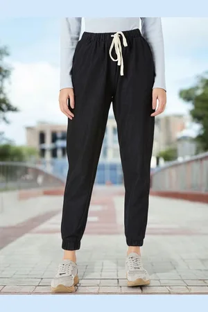 DressBerry Women Regular Length Mid Rise Clean Look Regular Fit Denim Joggers