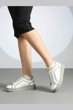 Inc 5 Women Colourblocked Comfort Insole Sneakers