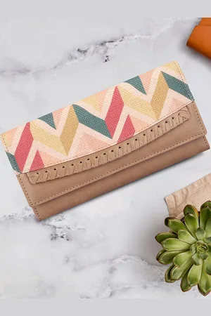 THE CLOWNFISH Ladyluxe Women Printed Leather Two Fold Wallet